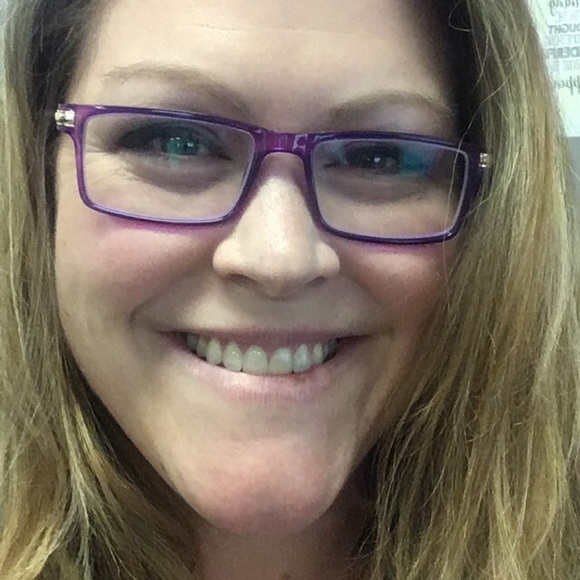 Meet your Posher, Jacque - Picture 2 of 2